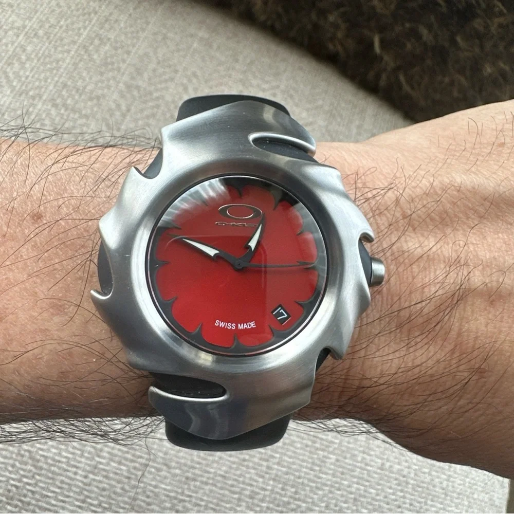 Rare Oakley Blade Red Dial Swiss Made Date Display near mint - Picture 3 of 10